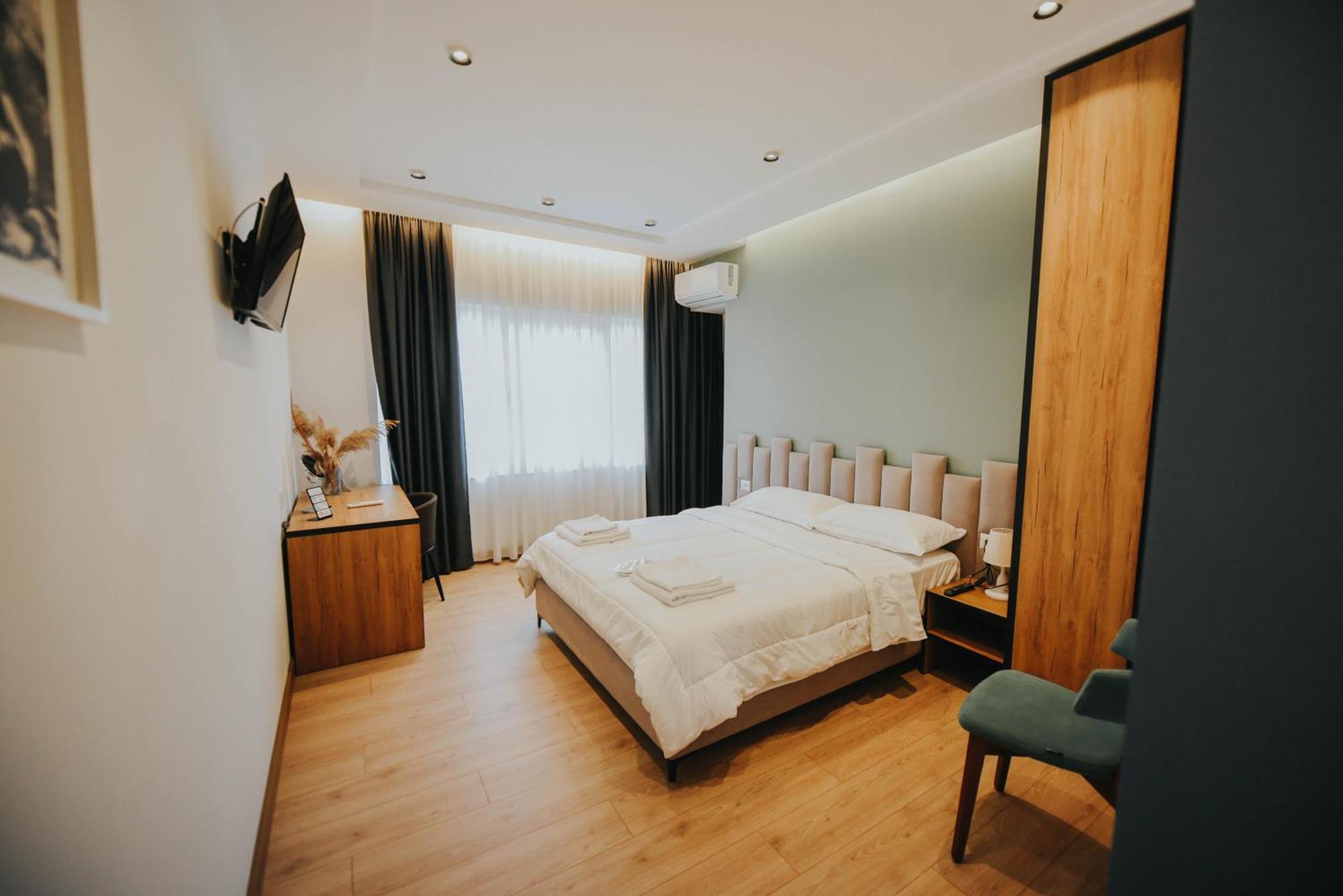 Hotel Blini Shkoder Ngoại thất bức ảnh
